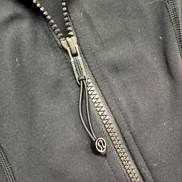 LuluLemon Define Jacket Size 6 - Picture 3 of 4